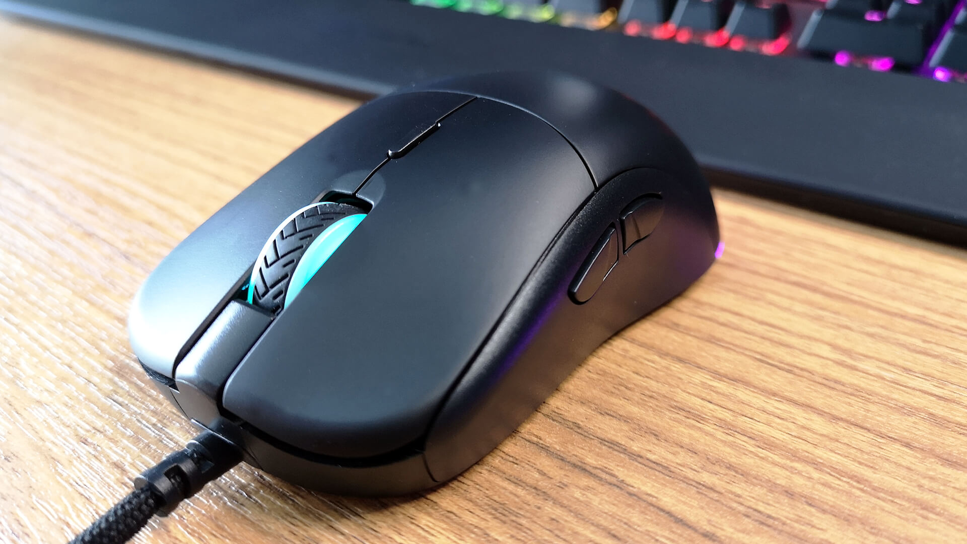 Fantech HELIOS UX3: Minimalist, hyper-light eSports mice - Tech Edition