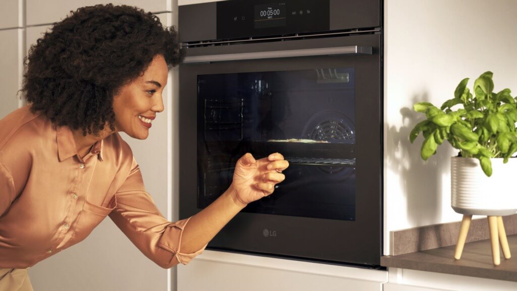 LG unveils its new built-in kitchen package with “Better Culinary Life for All” at IFA 2023 - 1