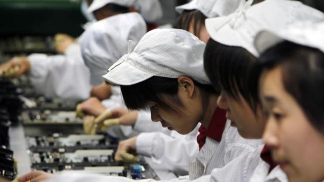 Apple aims to cut iPhone assembly workers by 50%