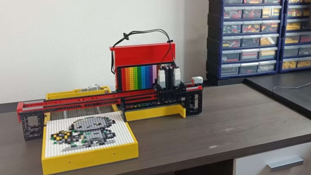 Lego printers use AI to create stunning mosaic masterpieces