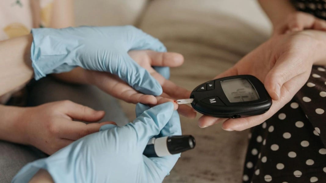 Apple tests blood glucose monitoring app for pre-diabetes management