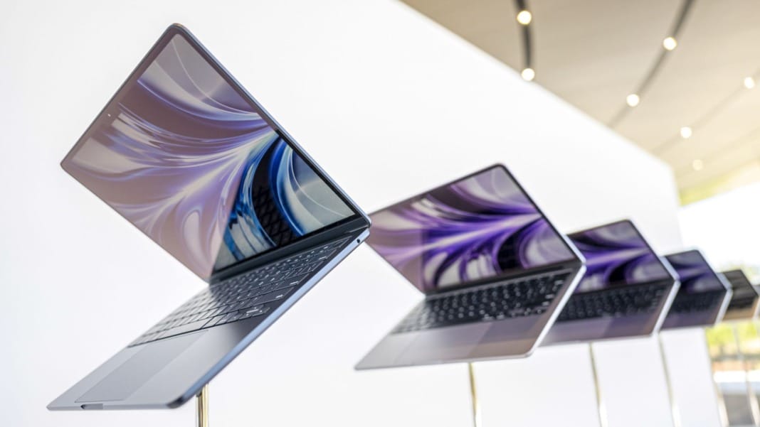 Apple faces delays in OLED upgrade for MacBook Air