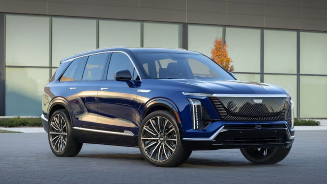 Cadillac reveals the Vistiq electric SUV with three rows and a 300-mile range