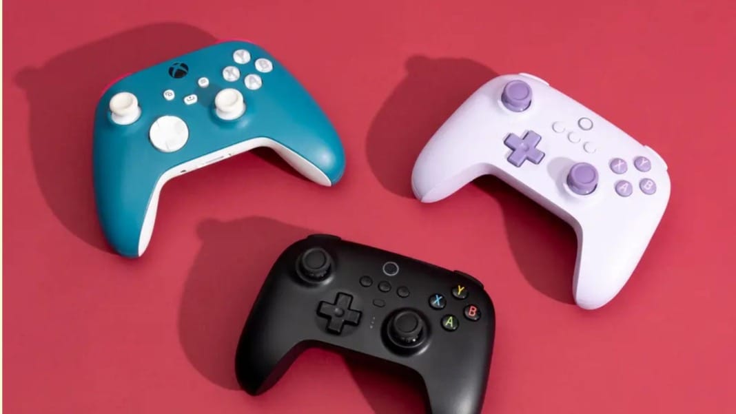 8BitDo introduces a smaller Xbox controller for compact comfort