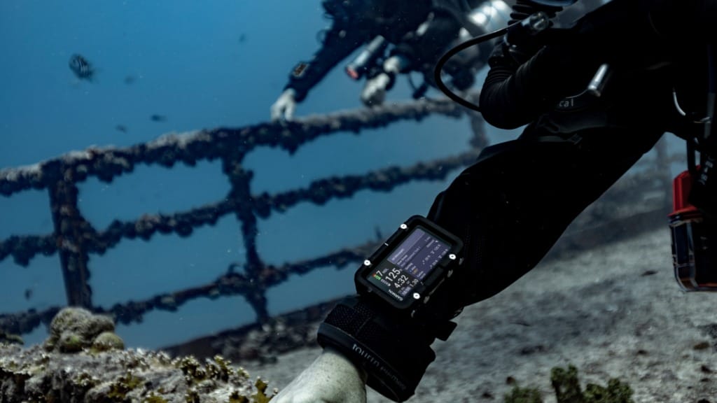 Garmin launches its largest dive computer, the Descent X50i - 2