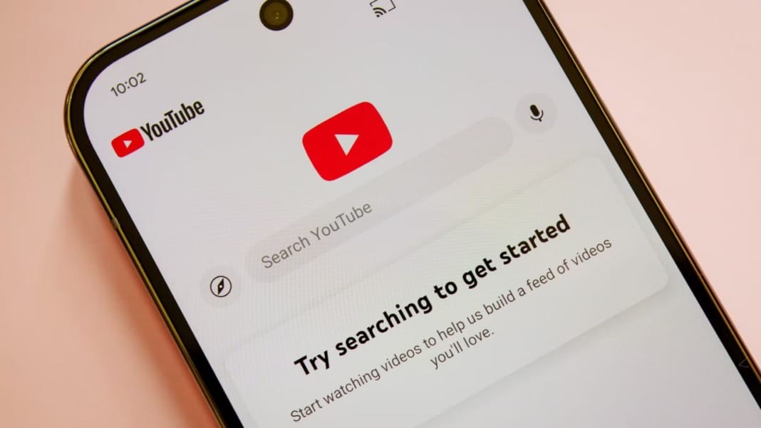 YouTube tests a new feature to help you decide what to watch