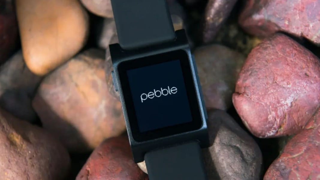 Pebble smartwatch makes a comeback with open-source software release